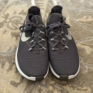 Womens Nike free size 10.5